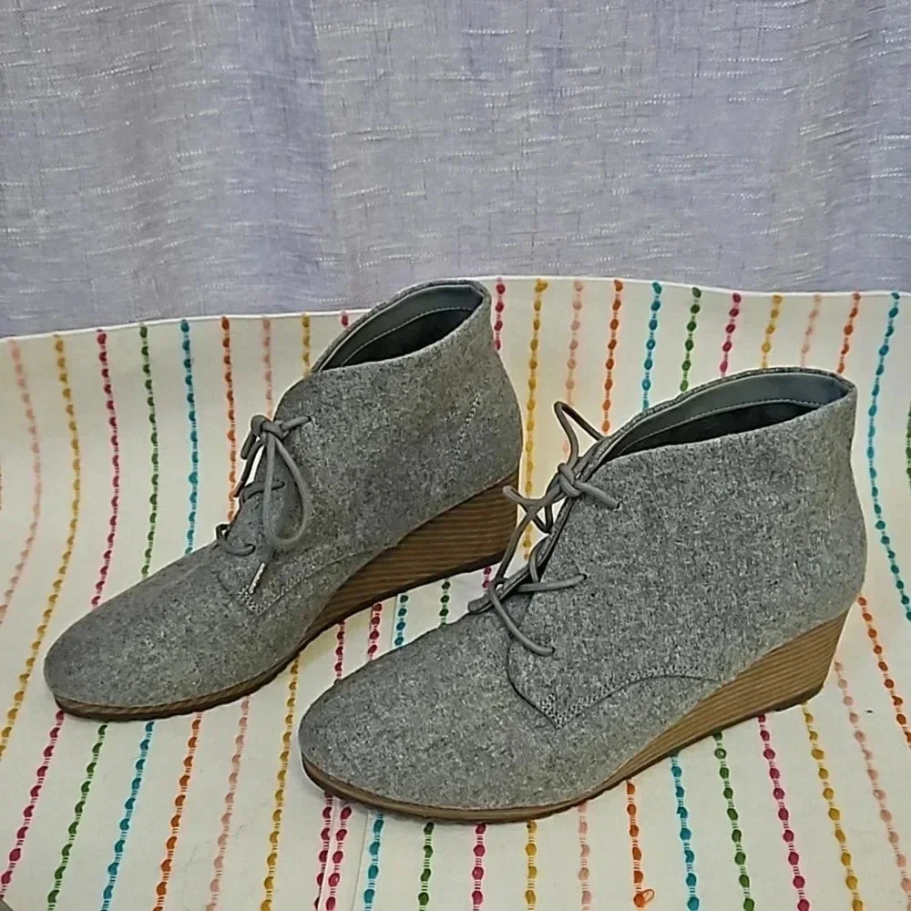 DR SCHOLL'S SHOES - Picture 2 of 8